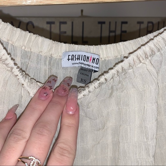 Fashion nova off the shoulder top - Picture 3 of 4